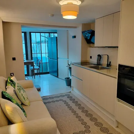 Baykus Deluxe Vila *