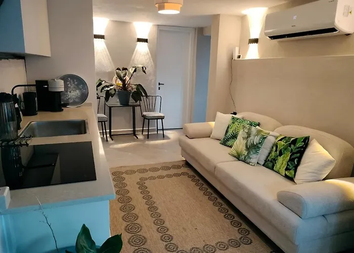 Baykus Deluxe Kusadası